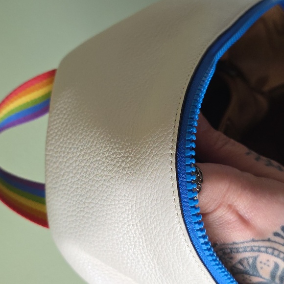 Coach Medium Charlie Backpack featuring a rainbow-colored horse and carriage - Picture 8 of 15